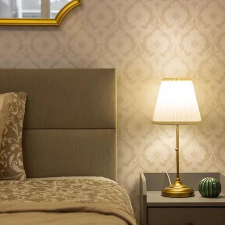 Quentin With Sauna Next To The New York Cafe Apartmán *