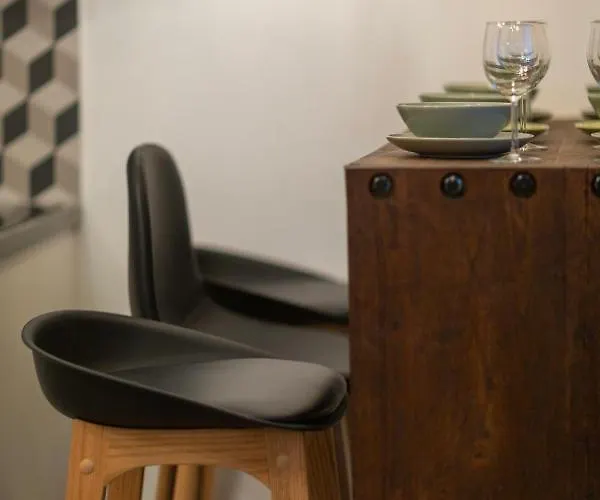 Quentin With Sauna Next To The New York Cafe Apartament